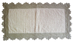 Provencal Boutis Floor mat. long (natural) - Click Image to Close